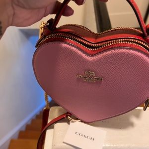 Exclusive Coach Heart Bag !